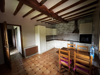  Maison à louer 8 pièces 124 m²