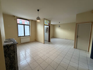  Maison à louer 6 pièces 91 m²