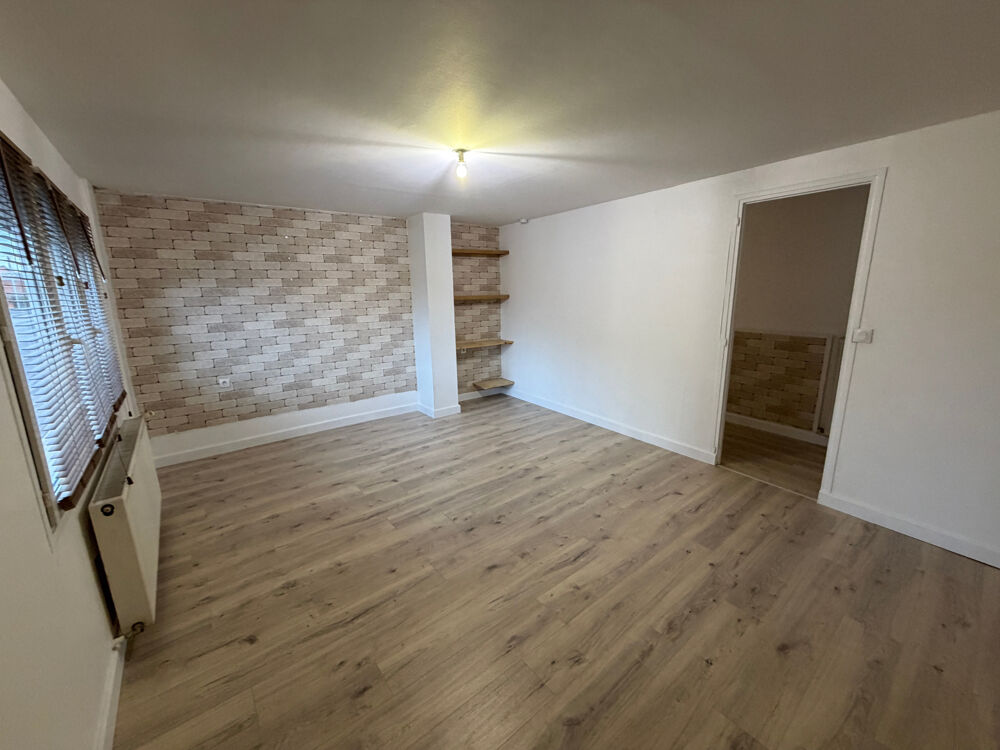 Maison 5 pièces 105 m² · à Oisy · 105 m² · 128 000 €