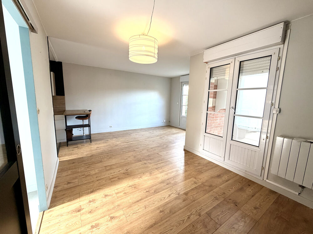 Location Appartement LILLE - APPARTEMENT T2 À LOUER Lille