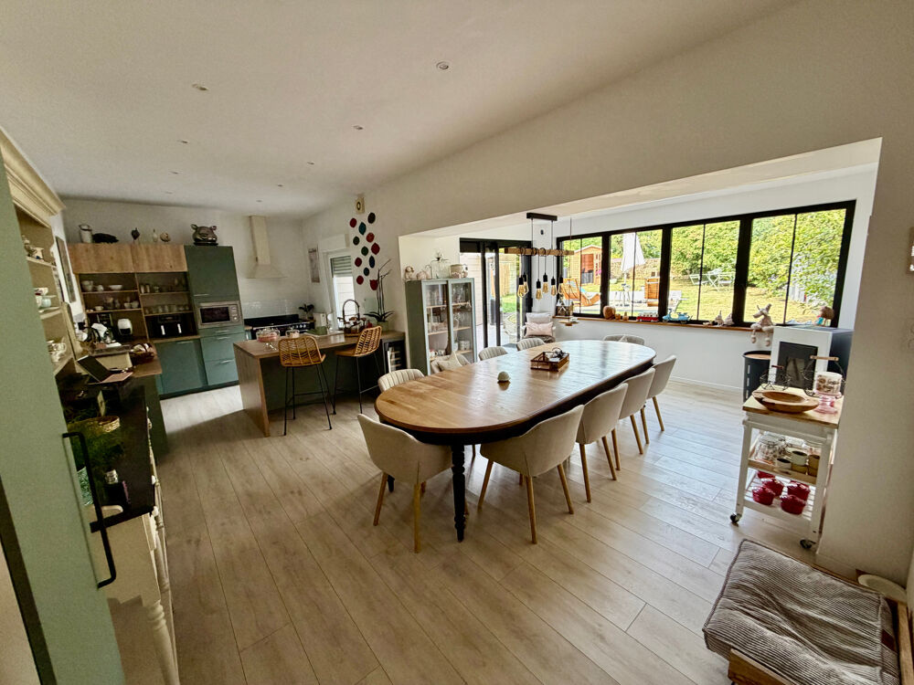 Vente Maison WALLERS Centre Maison de caractère d'environ 200 m2 avec piscine chauffée et potentiel professionnel Wallers