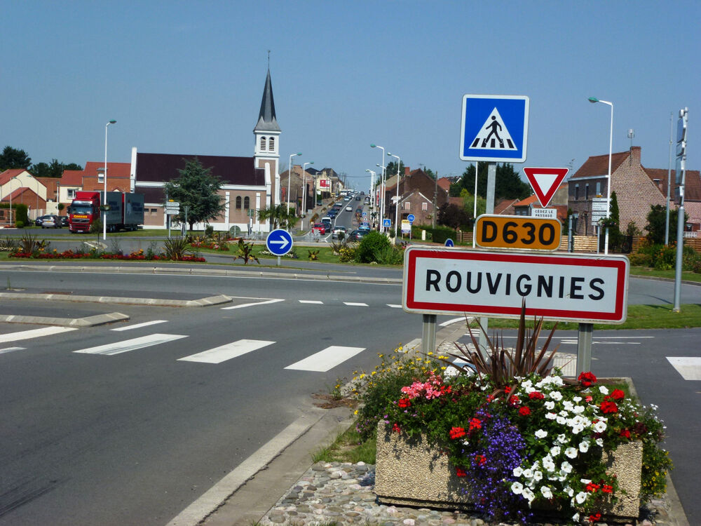 Vente Terrain ROUVIGNIES :  TERRAIN CONSTRUCTIBLE VIABILISE D' ENVIRON 1100M2. Rouvignies