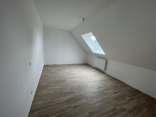  Maison à louer 1 pièce 132 m²