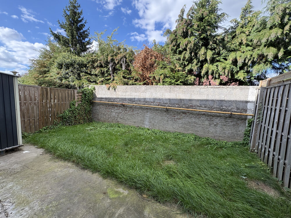 TRITH SAINT LEGER, maison d' environ 75M2, 3 chambres, un jardinet.