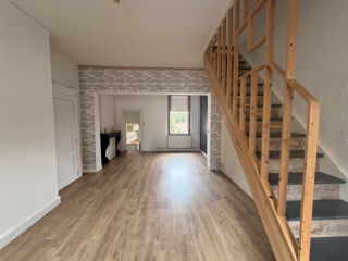  Maison à louer 3 pièces 87 m²