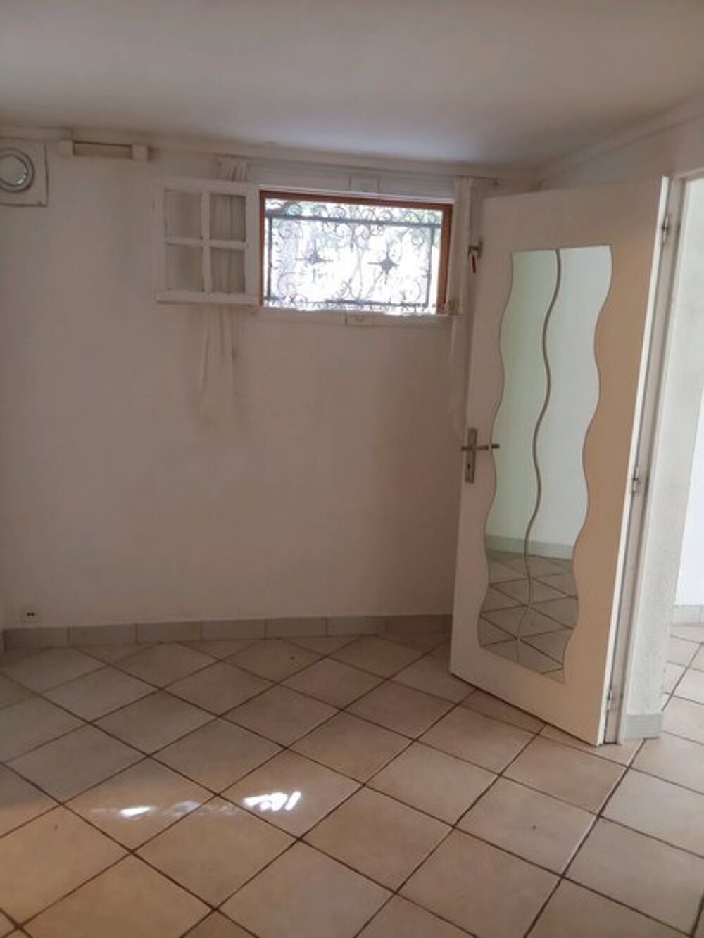 13240 SEPTEMES LES VALLONS ds Villa T2 54m² habitable, S....