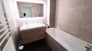  Appartement à louer 3 pièces 76 m²
