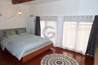  Appartement à louer 3 pièces 96 m²