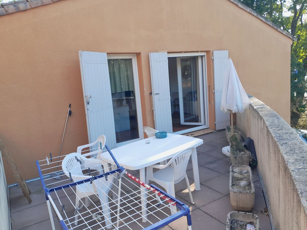 13790 Centre CHATEAUNEUF LE ROUGE T2 46m2 Récent, Hall ,....