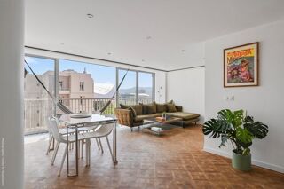  Appartement à louer 4 pièces 100 m²