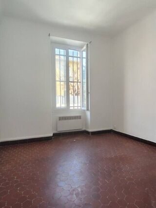  Appartement à louer 3 pièces 51 m²