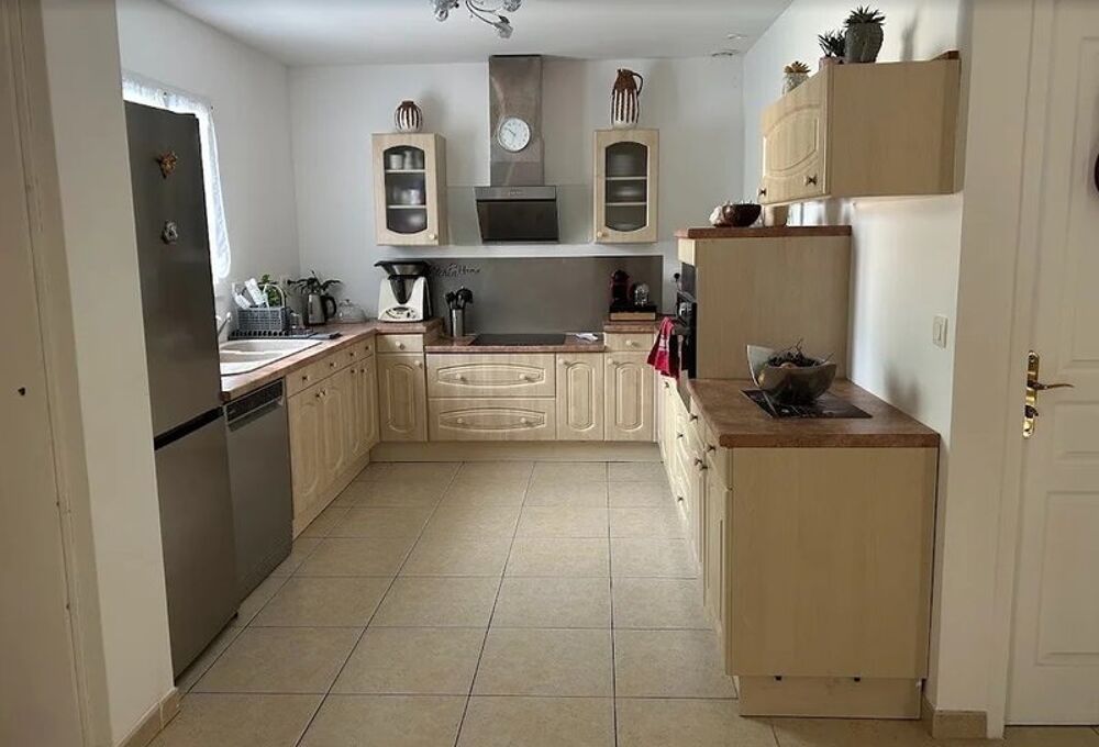 AUBAGNE  Villa T4 de plain-pied de 103 m² avec piscine,....