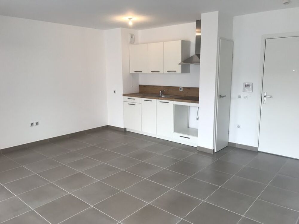 location Appartement - 1 pièce(s) - 31 m² Marseille 9