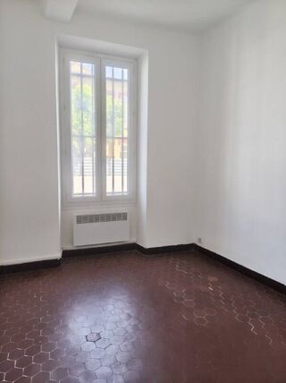  Appartement à louer 3 pièces 51 m²