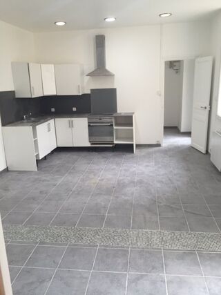  Appartement  louer 3 pices 90 m