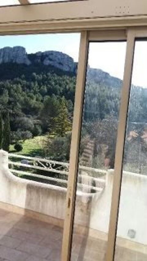   Location Appartement Appartement - 4 pice(s) - 90 m