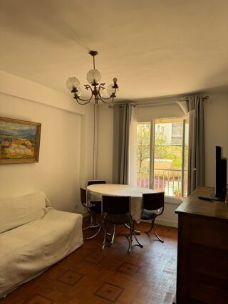  Appartement à louer 3 pièces 48 m² Marseille