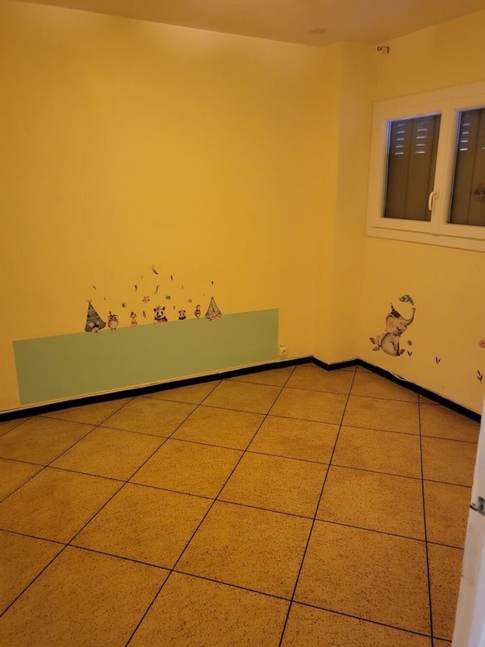 location Appartement - 4 pièce(s) - 75 m² Marseille 9