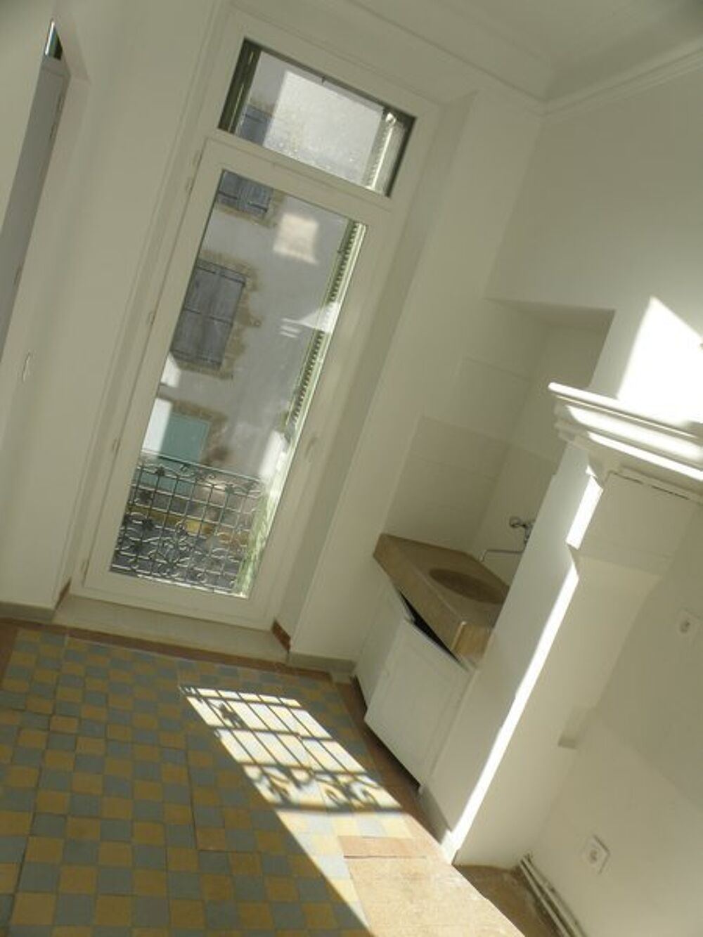 location Appartement - 1 pièce(s) - 29 m² Lauris (84360)