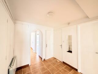  Appartement à louer 3 pièces 66 m²