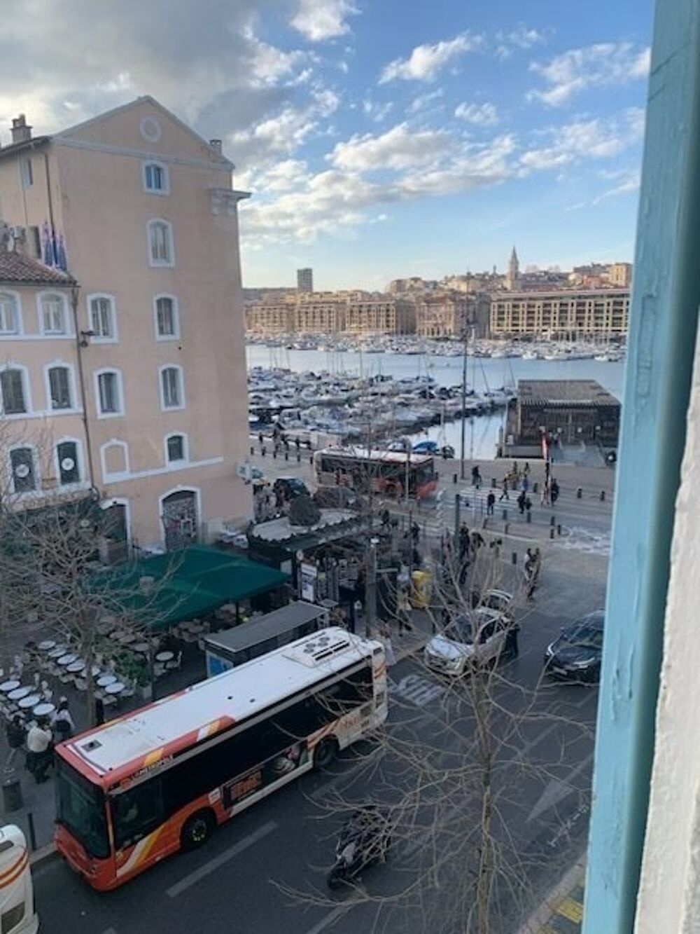 Appartement T3/4 au 3ème étage à OPÉRA/COURS JEAN BALLAR....