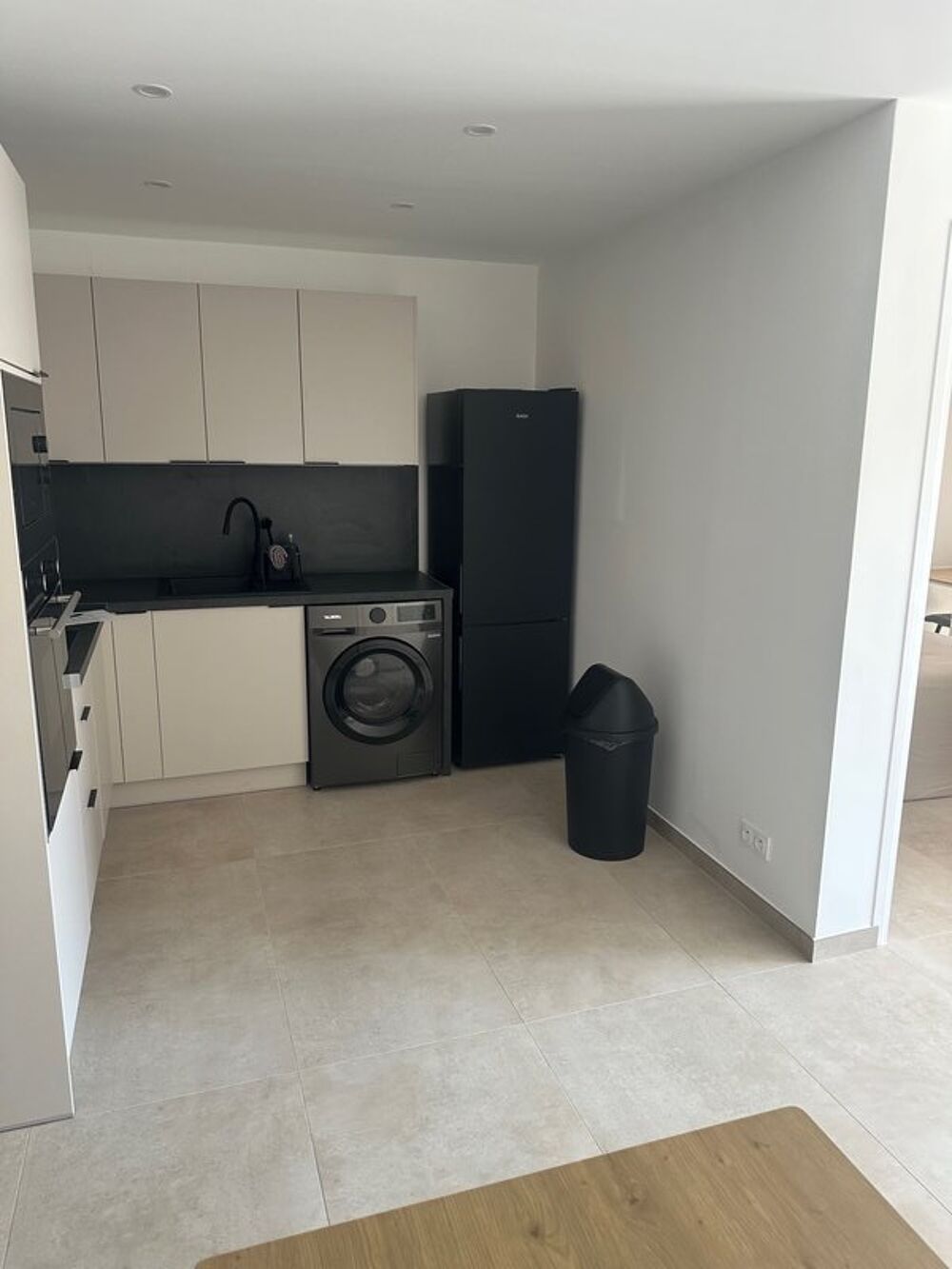 Chambre en colocation meublé- 13003 Saint Charles <b....