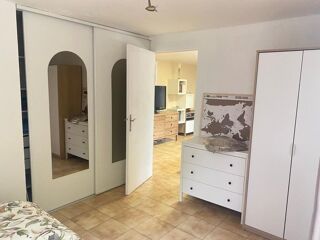  Appartement à louer 2 pièces 63 m²