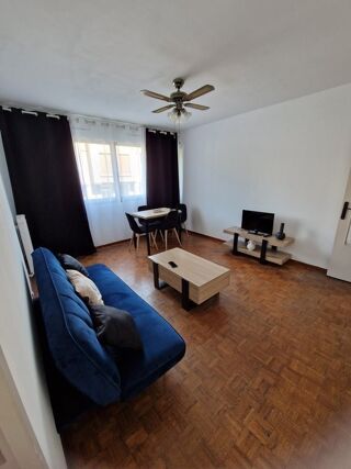  Appartement à louer 2 pièces 44 m²