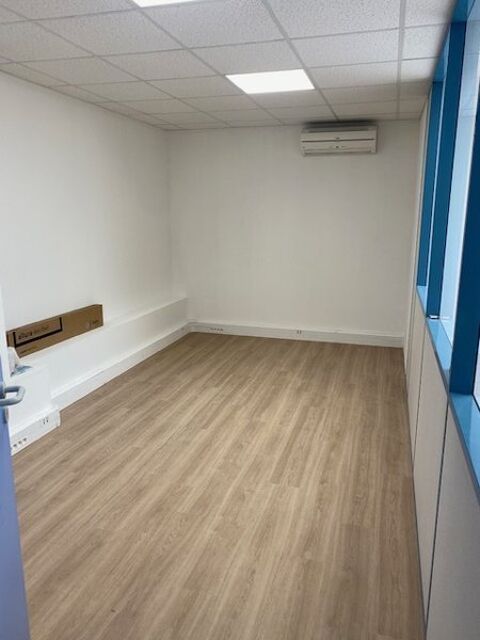   Location / Local Commercial - 85 m² 