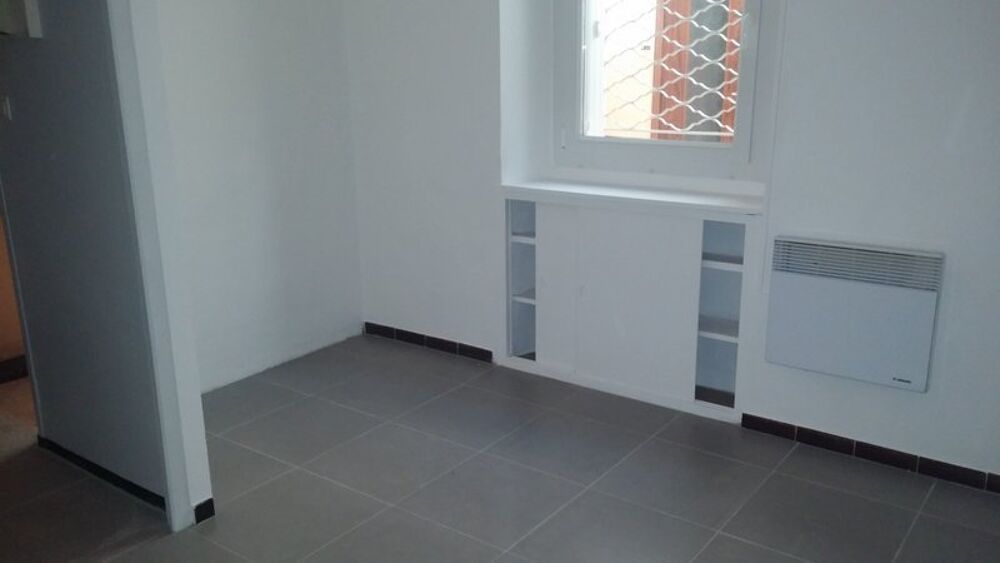 location Appartement - 2 pièce(s) - 33 m² Marseille 1