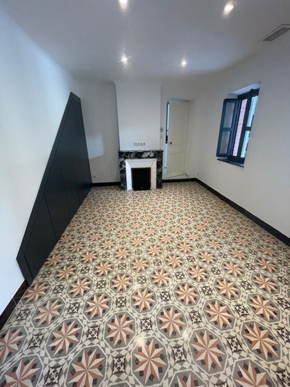 location Maison - 4 pièce(s) - 120 m² Marseille 11