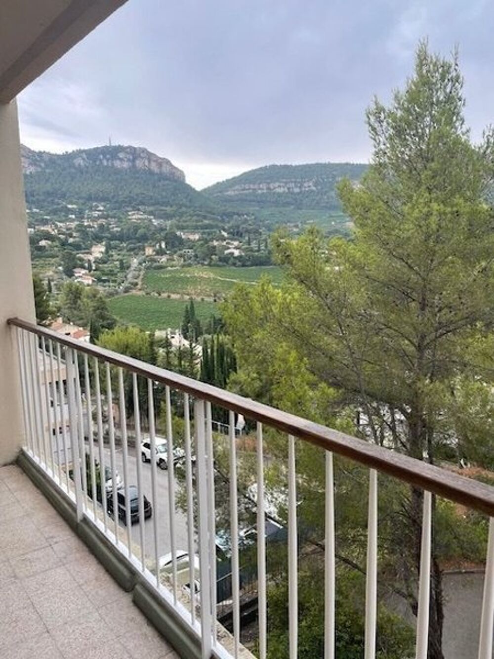 location Appartement - 2 pièce(s) - 51 m² Cassis (13260)