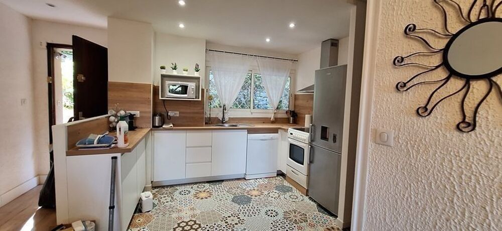 location Appartement - 2 pièce(s) - 50 m² Cassis (13260)