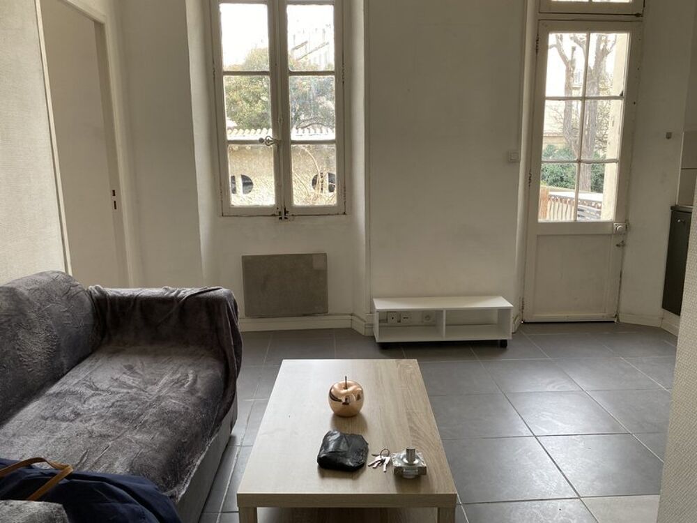 location Appartement - 2 pièce(s) - 35 m² Marseille 4