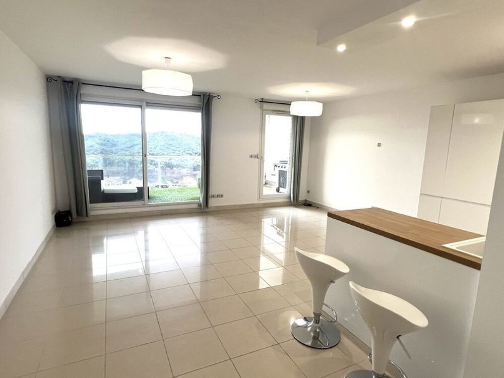 location Appartement - 3 pièce(s) - 67 m² Le Rove (13740)