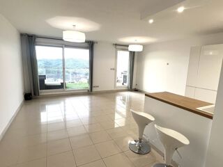 location Appartement - 3 pièce(s) - 67 m² Le Rove (13740)