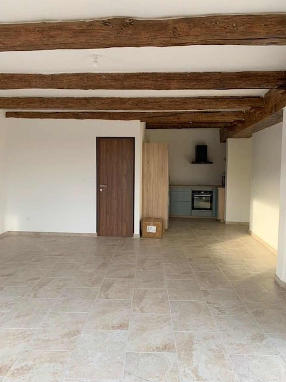 location Appartement - 3 pièce(s) - 70 m² Lançon-Provence (13680)