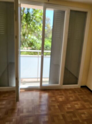  Appartement à louer 4 pièces 75 m²
