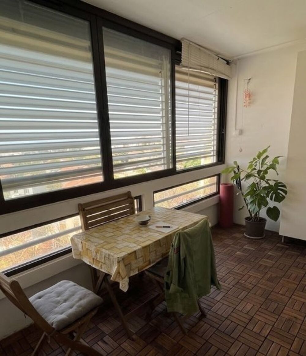 location Appartement - 3 pièce(s) - 66 m² Marseille 9