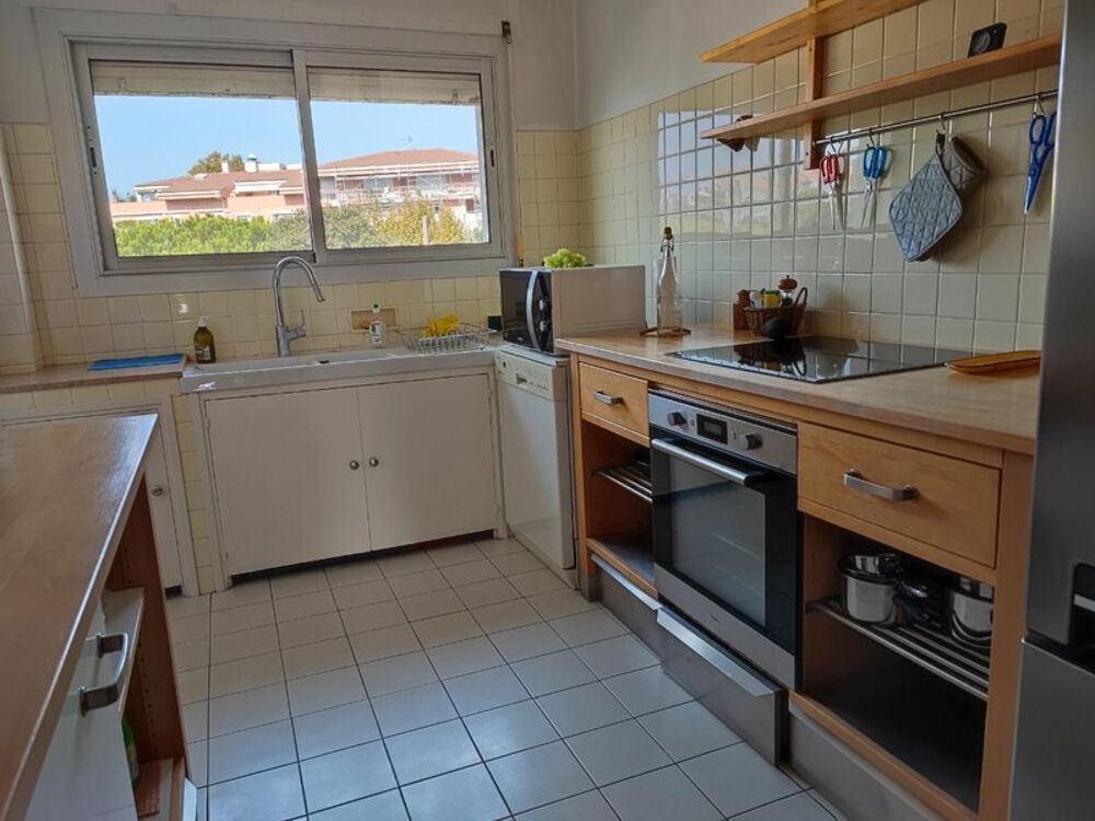 Appartement T3 Traversant - 3ème étage avec ascenseur et....