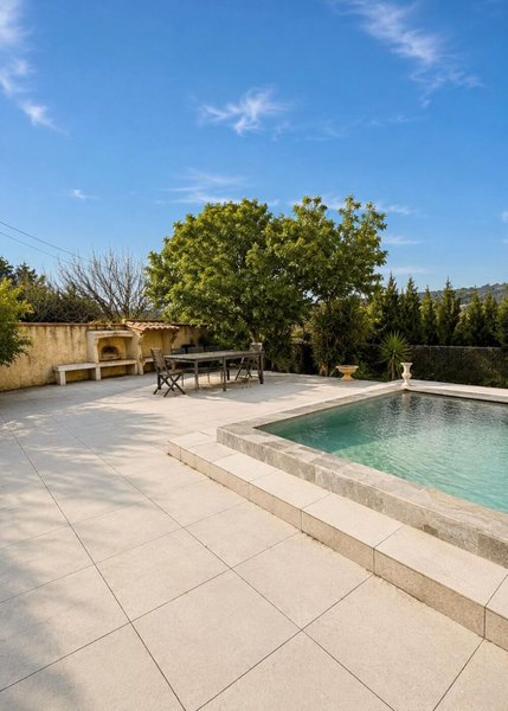 location Maison - 3 pièce(s) - 102 m² Marseille 13