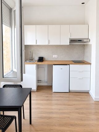 location Appartement - 1 pièce(s) - 22 m² Marseille 10