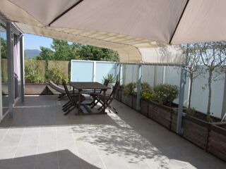  Appartement à louer 3 pièces 100 m²
