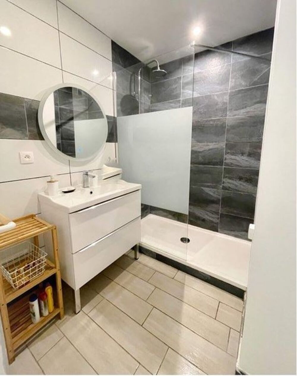 location Appartement - 2 pièce(s) - 47 m² Marseille 8