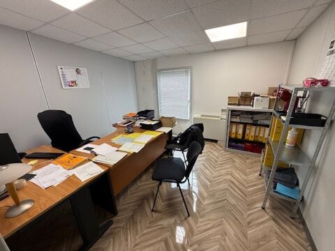   Location / Local Commercial - 101 m² 