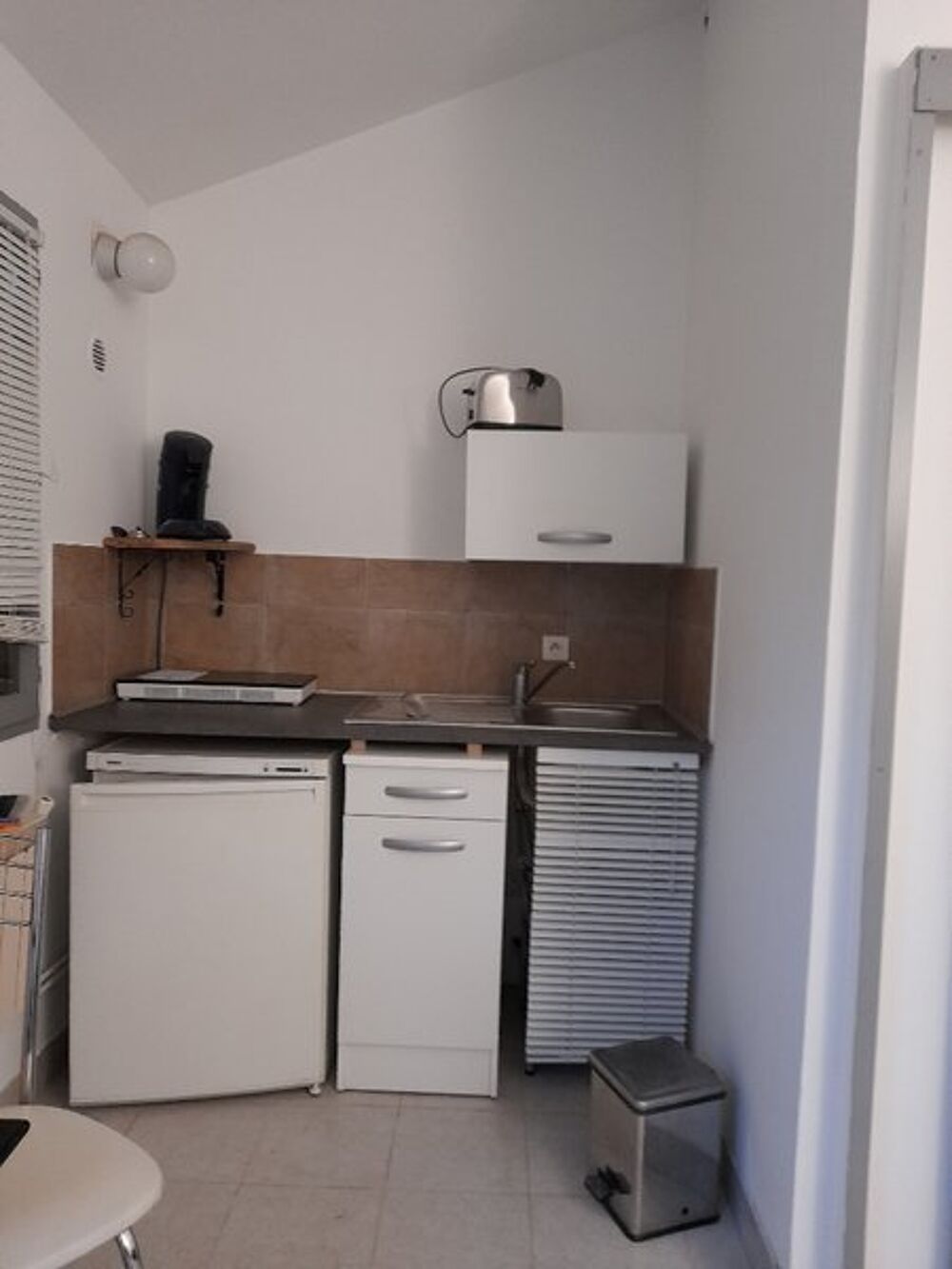 location Appartement - 1 pièce(s) - 17 m² Aubagne (13400)