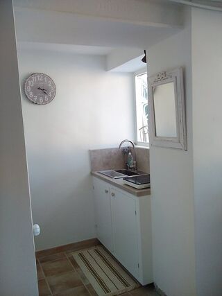  Appartement à louer 1 pièce 27 m²