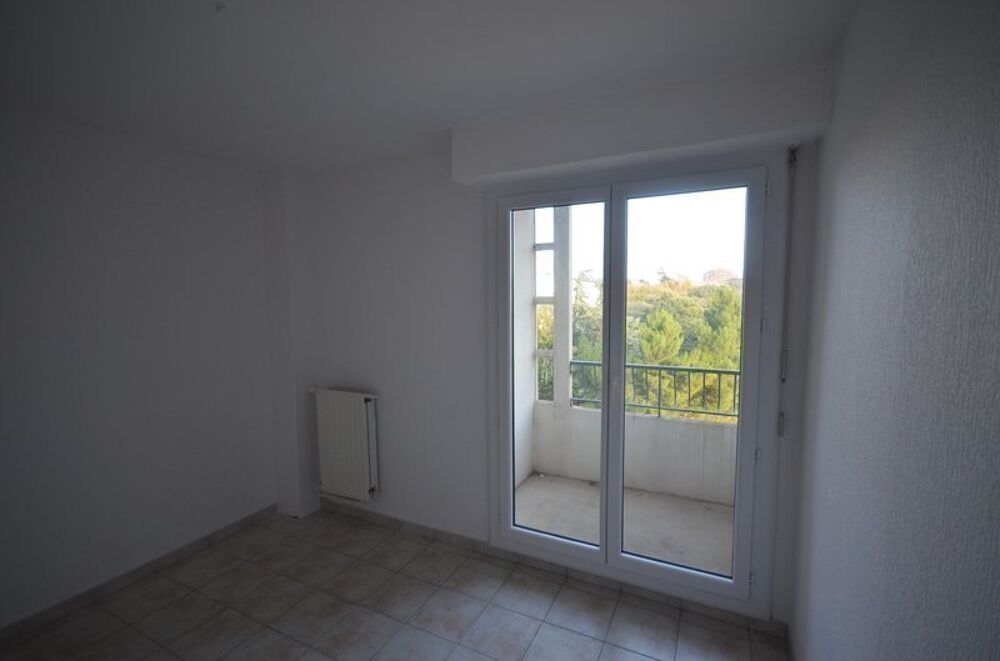 location Appartement - 3 pièce(s) - 50 m² Marseille 12