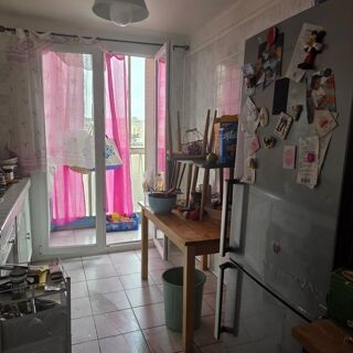  Appartement à louer 3 pièces 62 m²