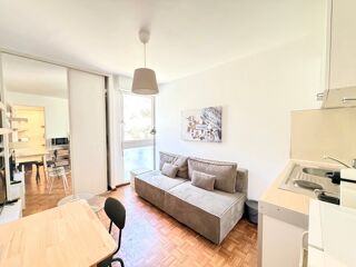  Appartement à louer 1 pièce 15 m²